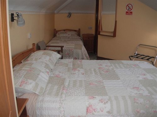 Suncrest Ξενοδοχείο Γουότερφορντ Εξωτερικό φωτογραφία